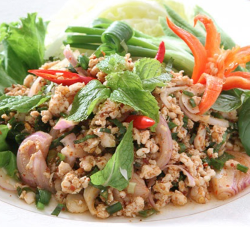 Salad Bò Bằm Kiểu Thái
