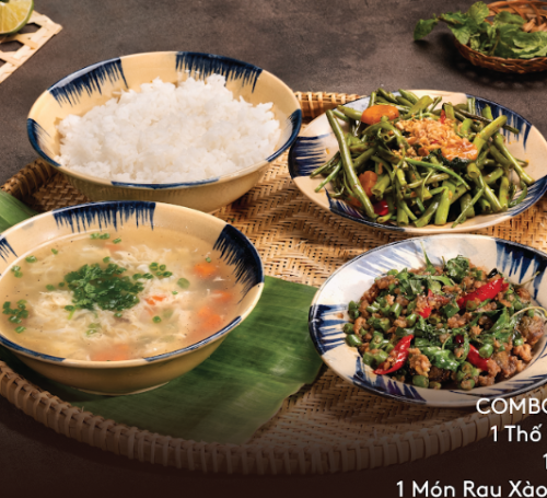 Set cơm trưa 1 người ăn (1 mặn, 1 canh, 1 ốp la)